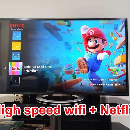 3-Bedroom House-Big Yard- Netflix Χάμιλτον Εξωτερικό φωτογραφία